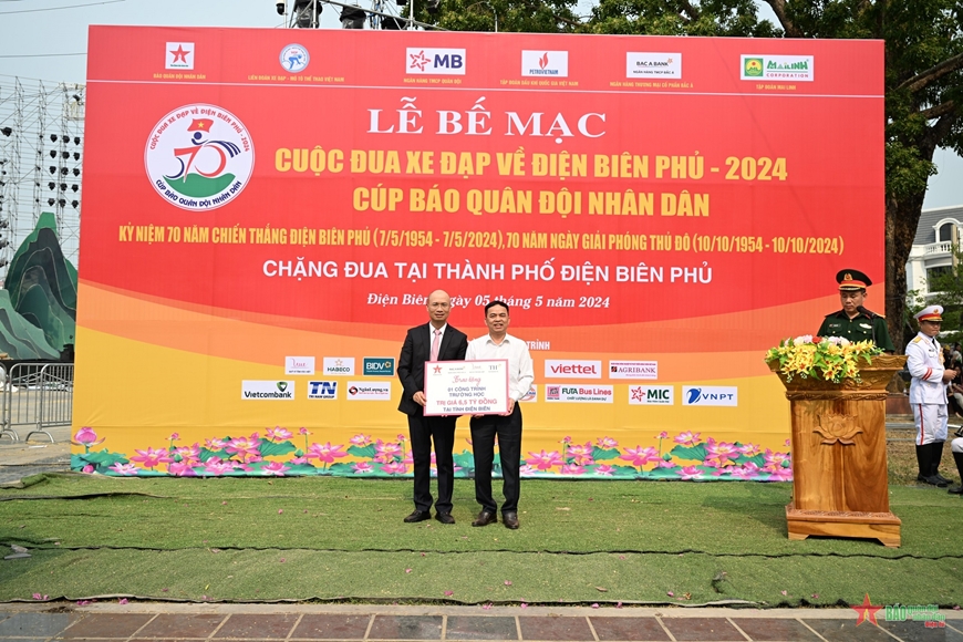 View - 	Xe đạp Quân đội thắng lớn, gần 15 tỷ đồng cho hoạt động an sinh xã hội